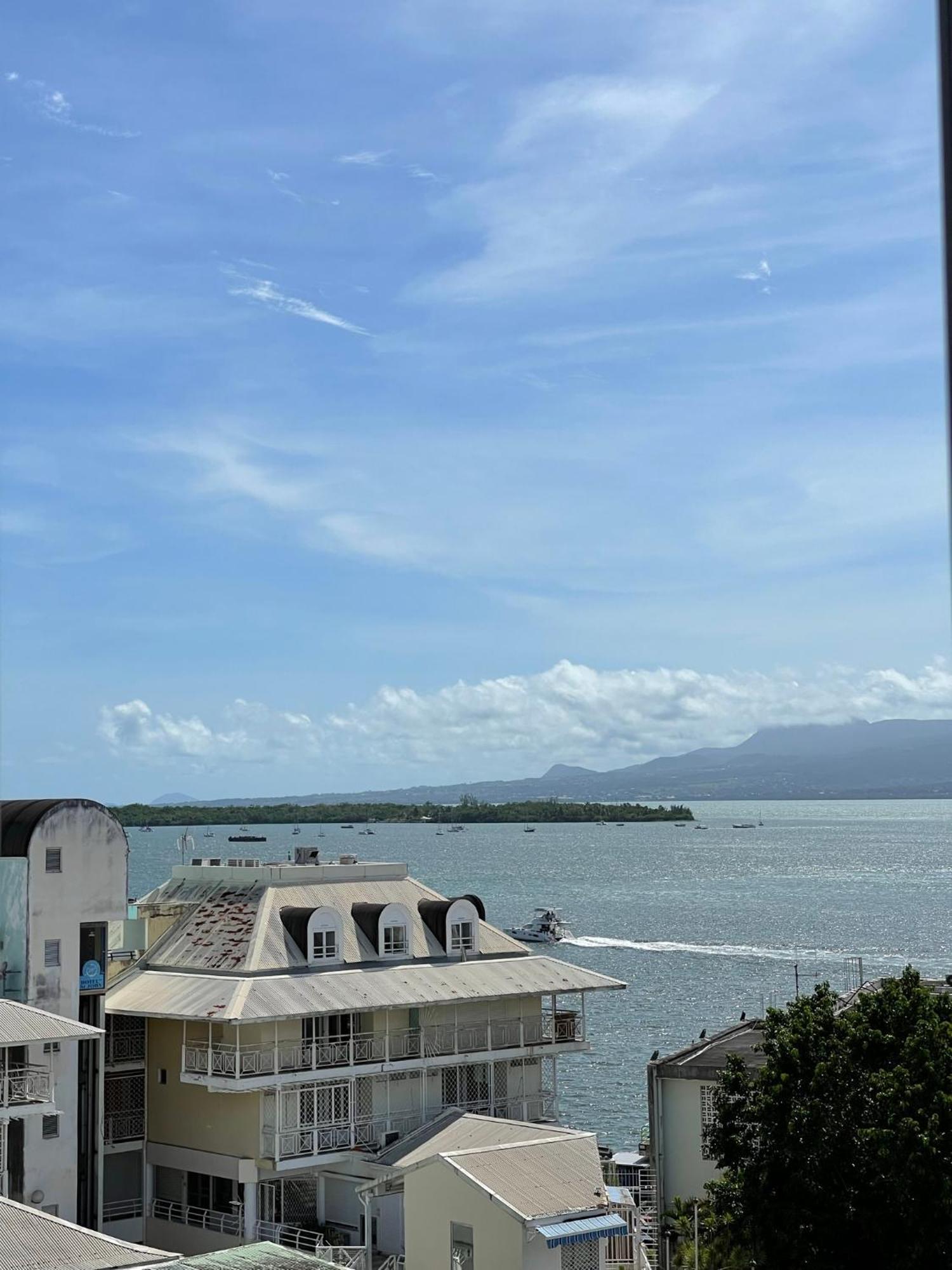Ferienwohnung Penthouse Seaside 10 Min Port, Croisiere Et Aeroport Pointe-à-Pitre Exterior foto